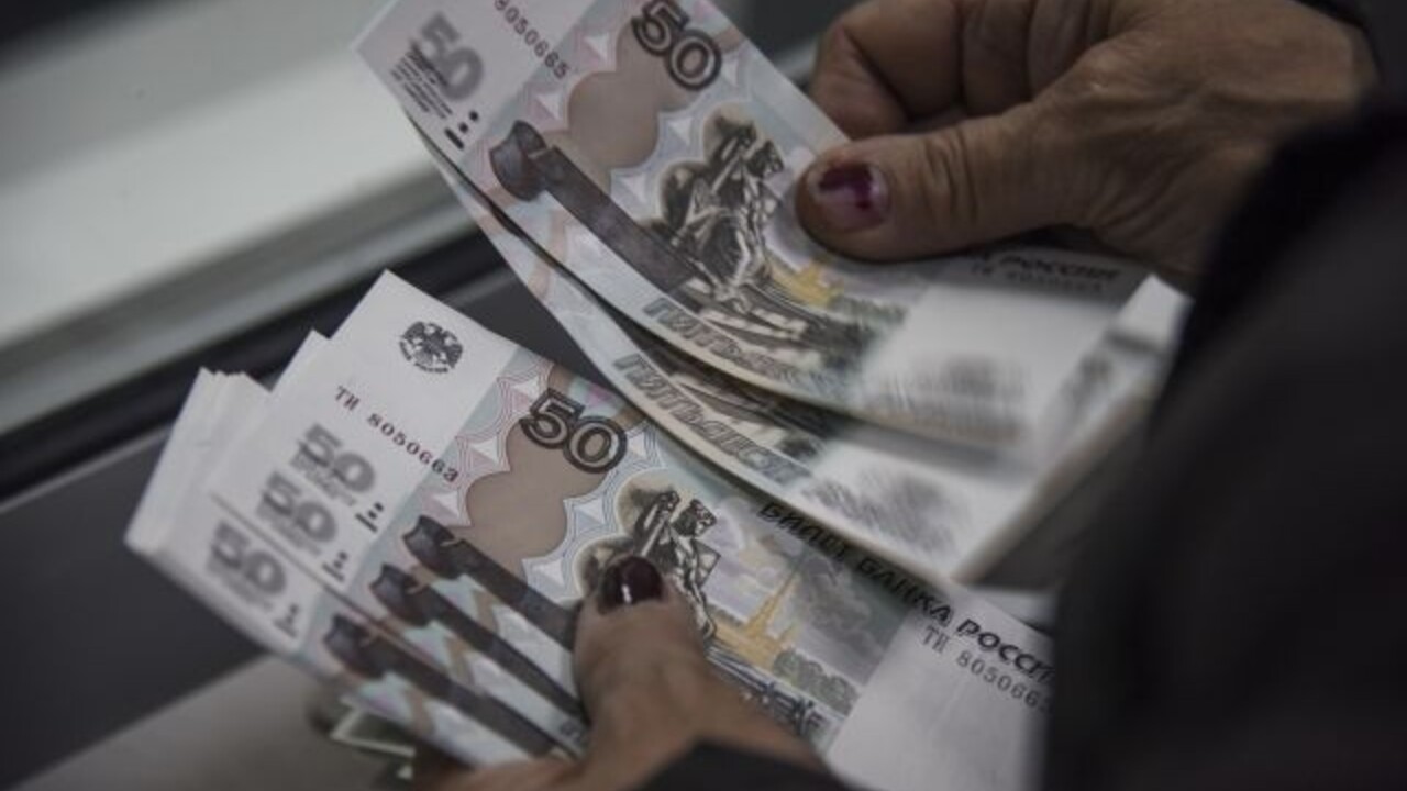 Rubeľ ruble (SITA/AP)